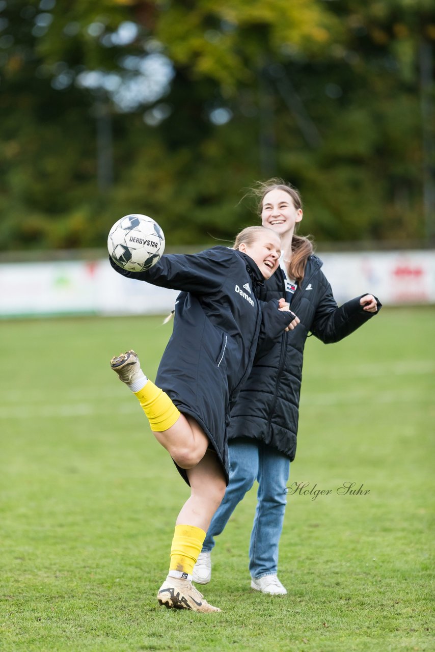 Bild 342 - F Merkur Hademarschen - SV Frisia 03 Risum Lindholm : Ergebnis: 0:1